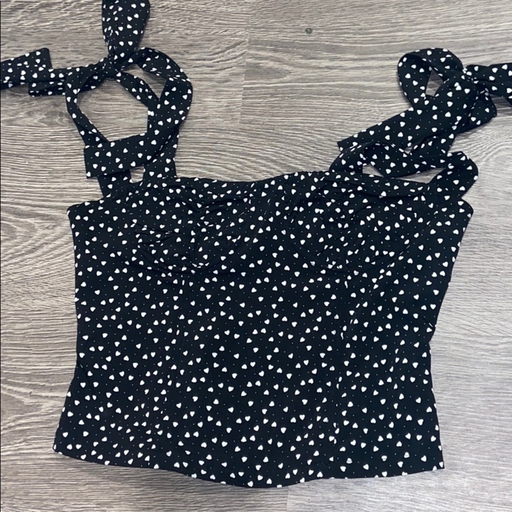 Under wire tank